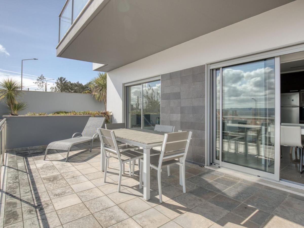 Modern Holiday Home In Salir Do Porto With Swimming Pool Salir de Porto Luaran gambar